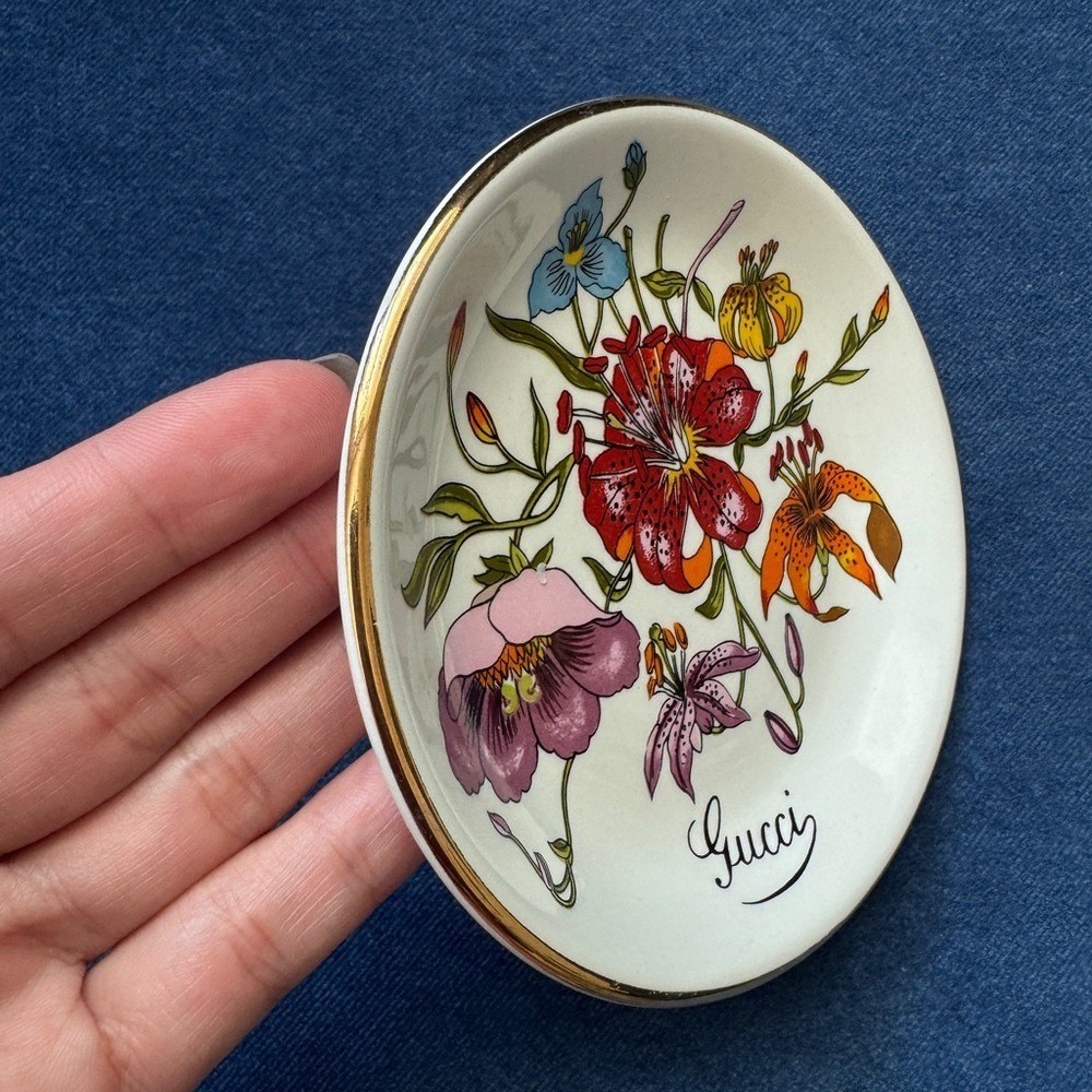 Vintage GUCCI Floral Logo Monogram Gold Trinket Dish Porcelain Tray plate - Picture 6 of 7